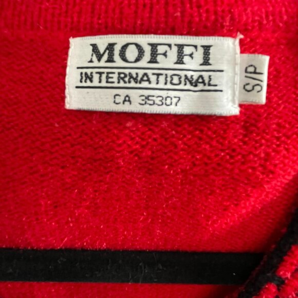 MOFFI charming red chenille women's vest with embroidered butterfly, SIZE SMALL - Picture 3 of 11